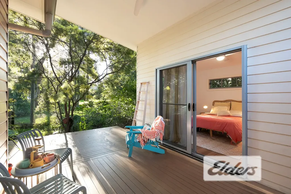 Murrays Beach 3 Bedroom Architect-Designed Eco Living with a Private North-West Reserve Outlook