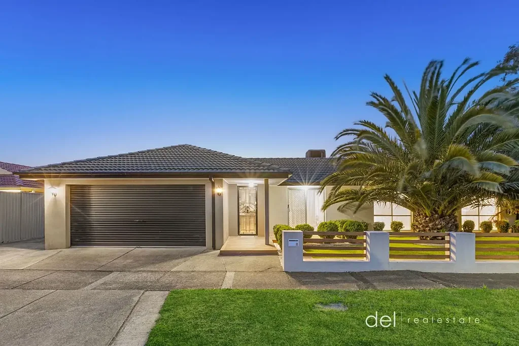6 Tulsk Close, Hampton Park, VIC 3976
