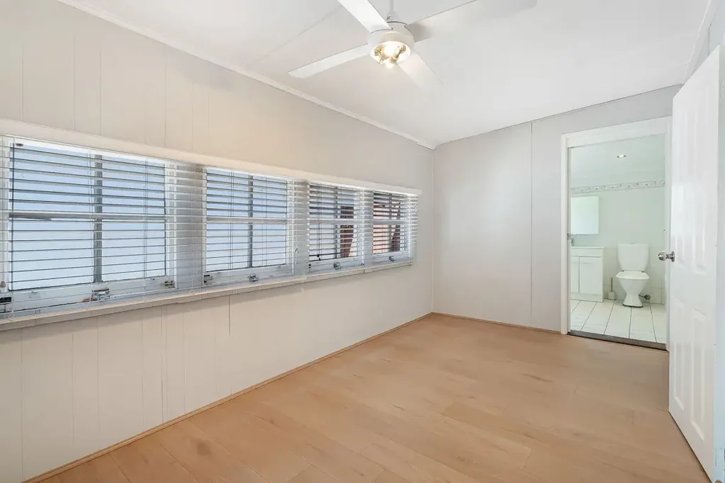 54 Lakeside Parade, The Entrance, NSW 2261