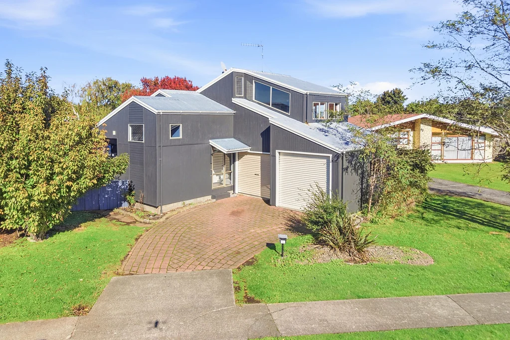 Springvale 4chambre Live or invest in a prime Springvale location