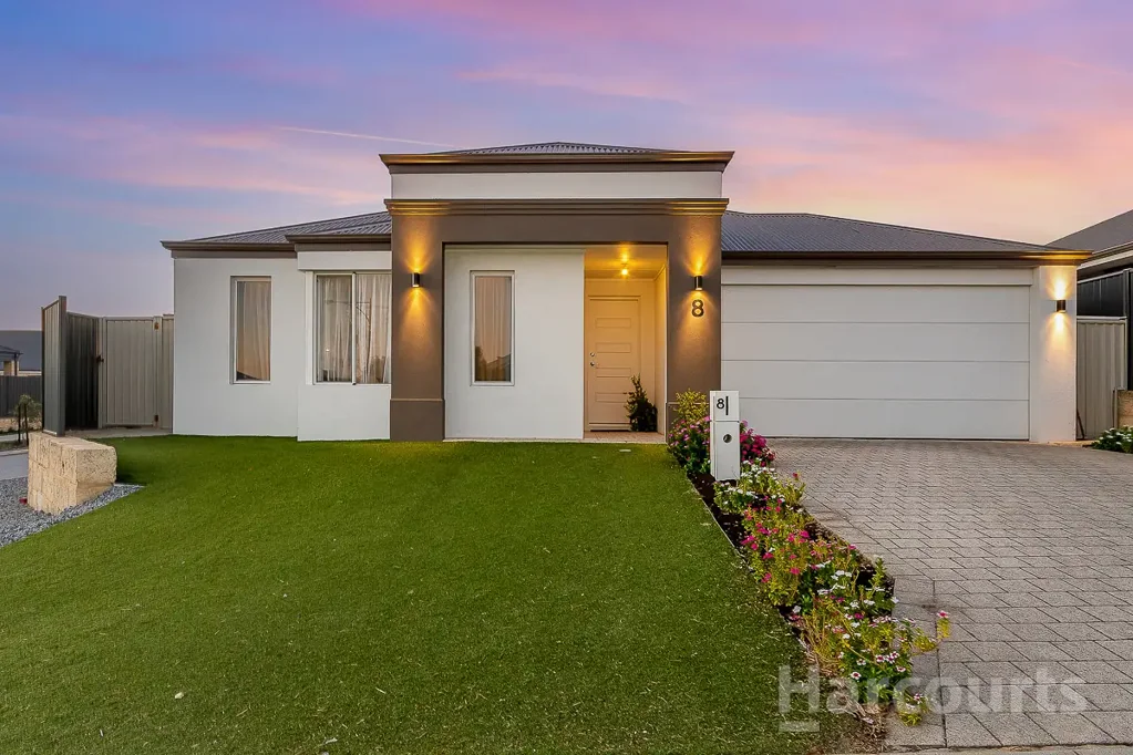 8 Nassa Way, Jindalee, WA 6036