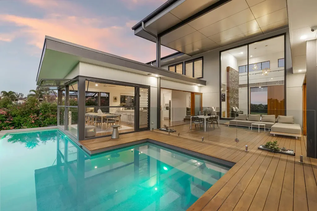 Palmview 4બેડરૂમ Surf Life Saving Prize home up for sale