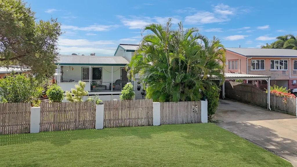 Heatley 3房  Spacious Family Living in a Quiet Central Location!