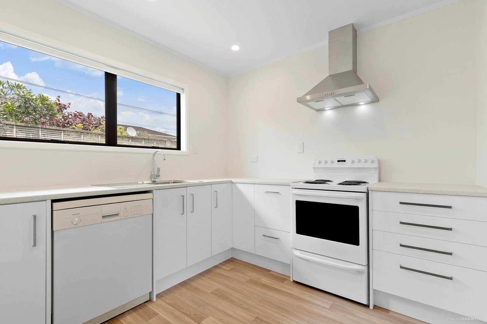 2/15 Wicklow Road, Narrow Neck, Auckland - North Shore, 3 રૂમ, 0 બાથરૂમ