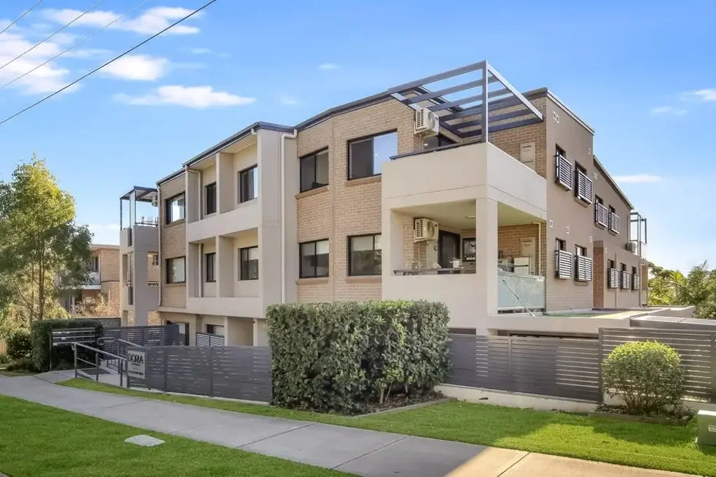 10/26-28 Gover Street, Peakhurst, NSW 2210