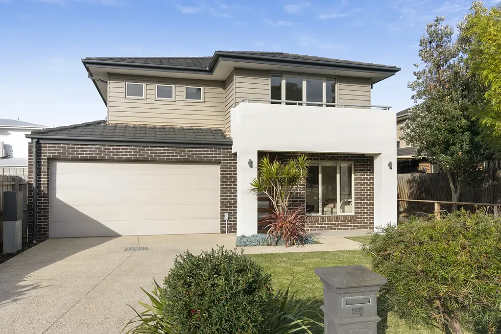 Mordialloc 3બેડરૂમ Family Living in Prized Low Maintenance Setting