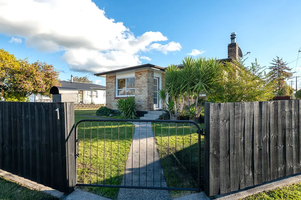 Glenholme 3房  Fully Renovated & Ready for Family Living!