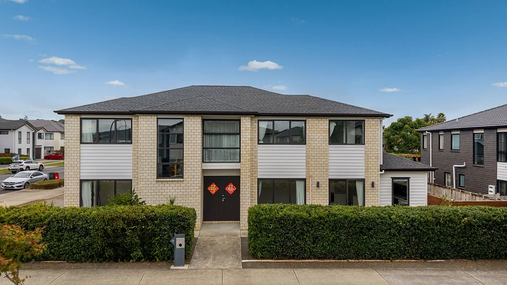 76 Donegal Park Drive, Flat Bush, Manukau City, Auckland