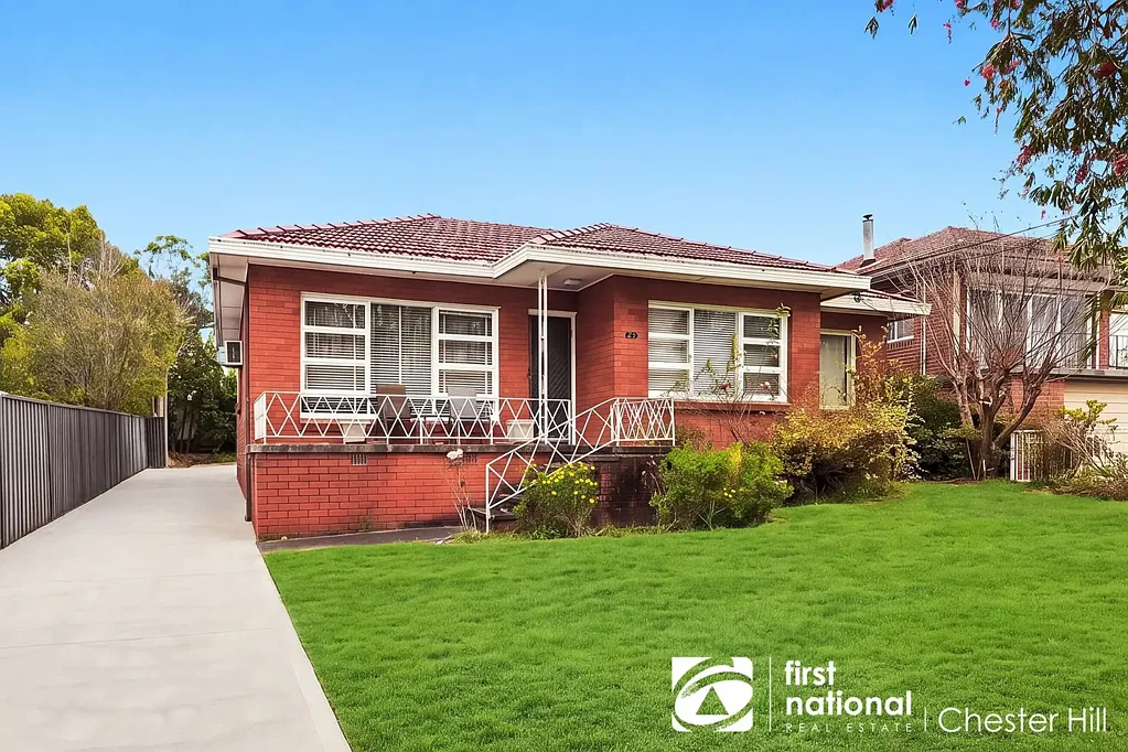 Chester Hill 3બેડરૂમ Brick Home | Big Land | Great Location | Must Be Sold!