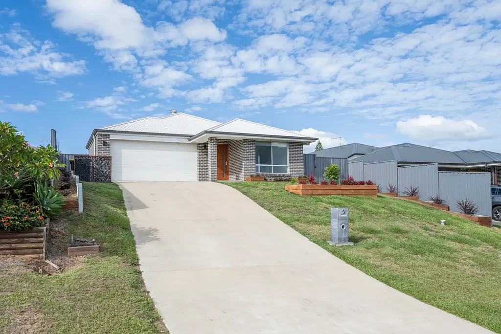 9 Dobell Court, Junction Hill, NSW 2460