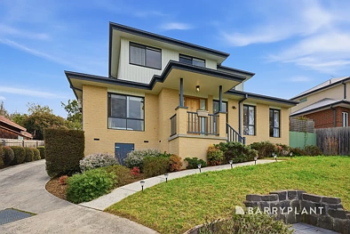 13 Central Avenue, Mooroolbark, VIC 3138, 3房, 2浴, 城市屋