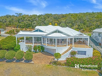 Middleton Beach 3 Bedroom Middleton Beach Masterpiece with Exceptional Views & Grand Architectural Elegance