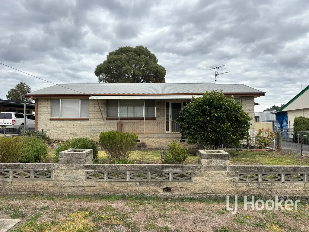Neat & Tidy Home with Large Backyard