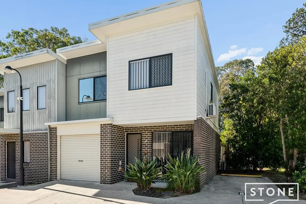Boronia Heights 3ห้องนอน Prime Location, Spacious 3-Bedroom Townhouse