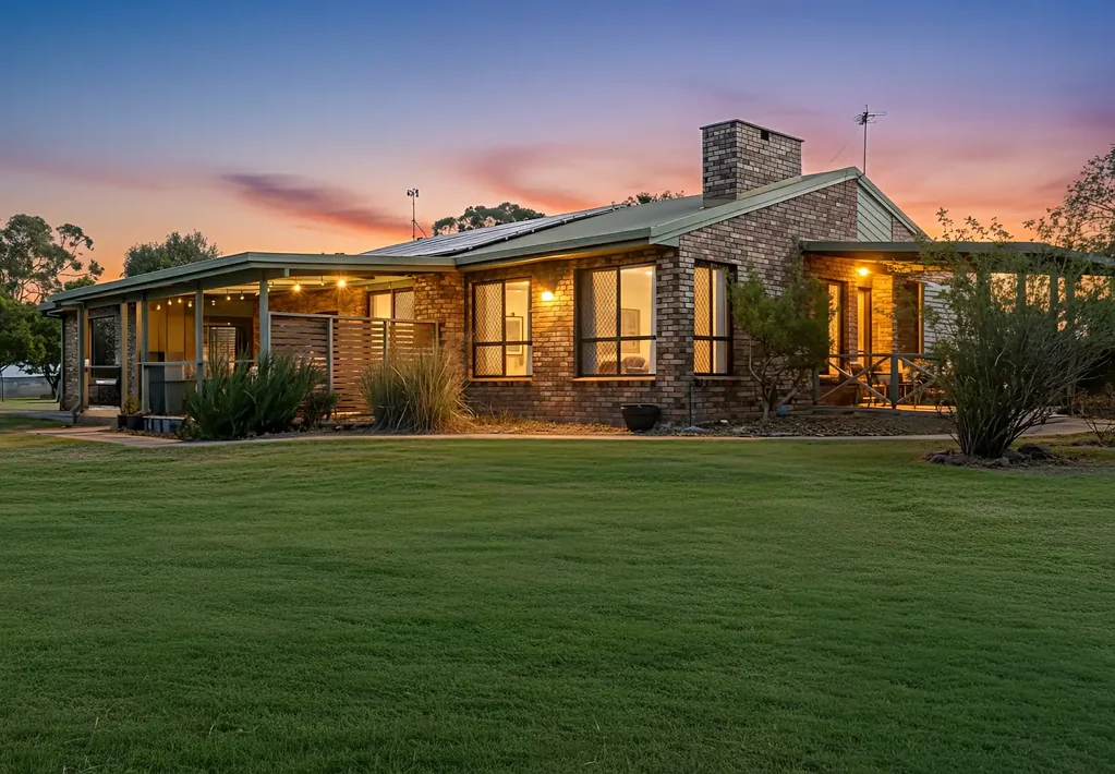 14255 Cunningham Highway, Allan, QLD 4370