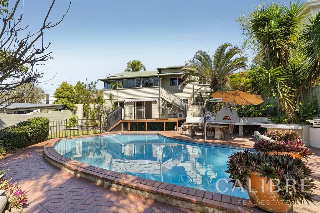 Ashgrove 6कमरा Rare Ashgrovian Gem with Unparalleled Family Flexibility