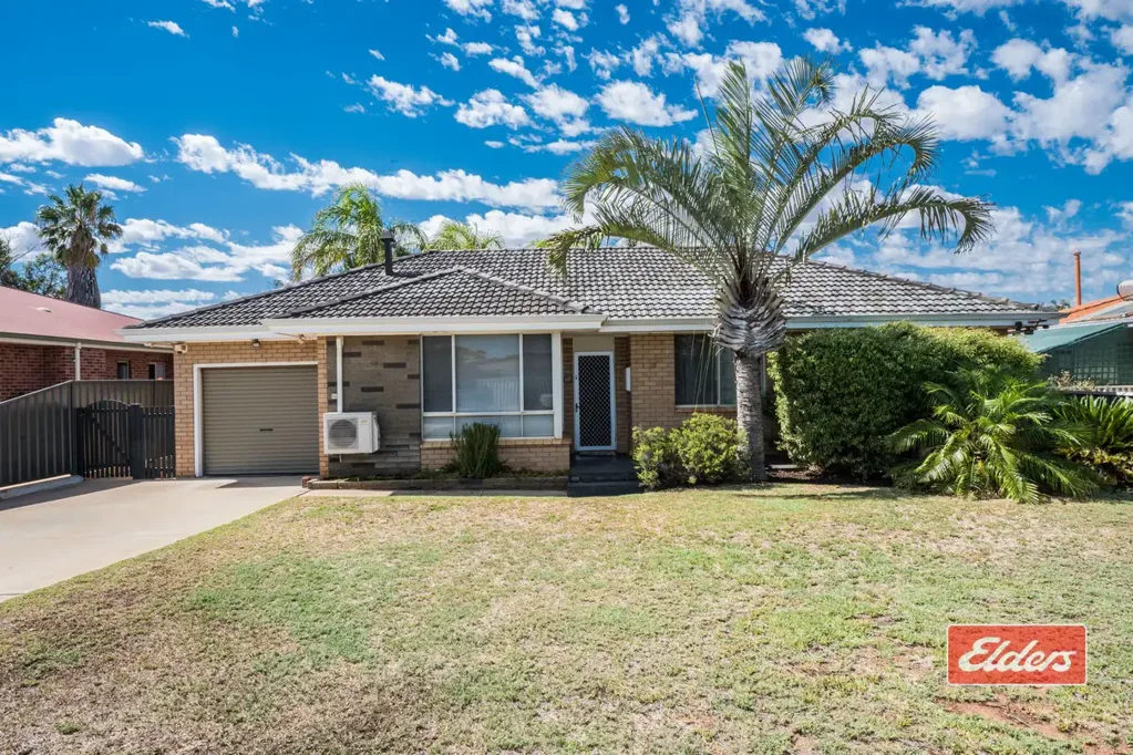 Bluff Point 3Moenga Charming 3-Bedroom Home with Character and Modern Comfort – Minutes from the Beach