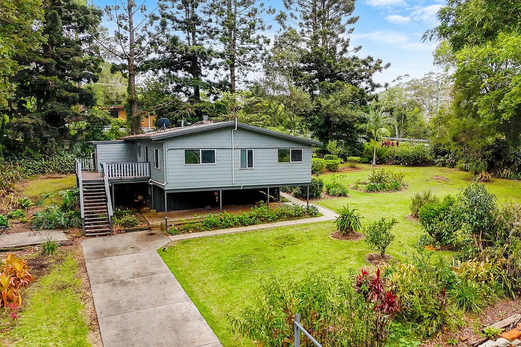 Mapleton 4chambre A Peaceful Retreat with Investment Appeal in the Heart of Mapleton