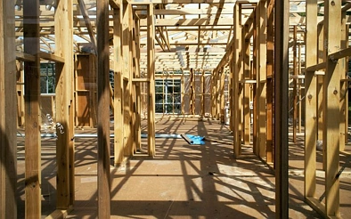 伦敦公寓大火引人深思 调查发现新西兰建筑质量检验标准存在严重缺陷