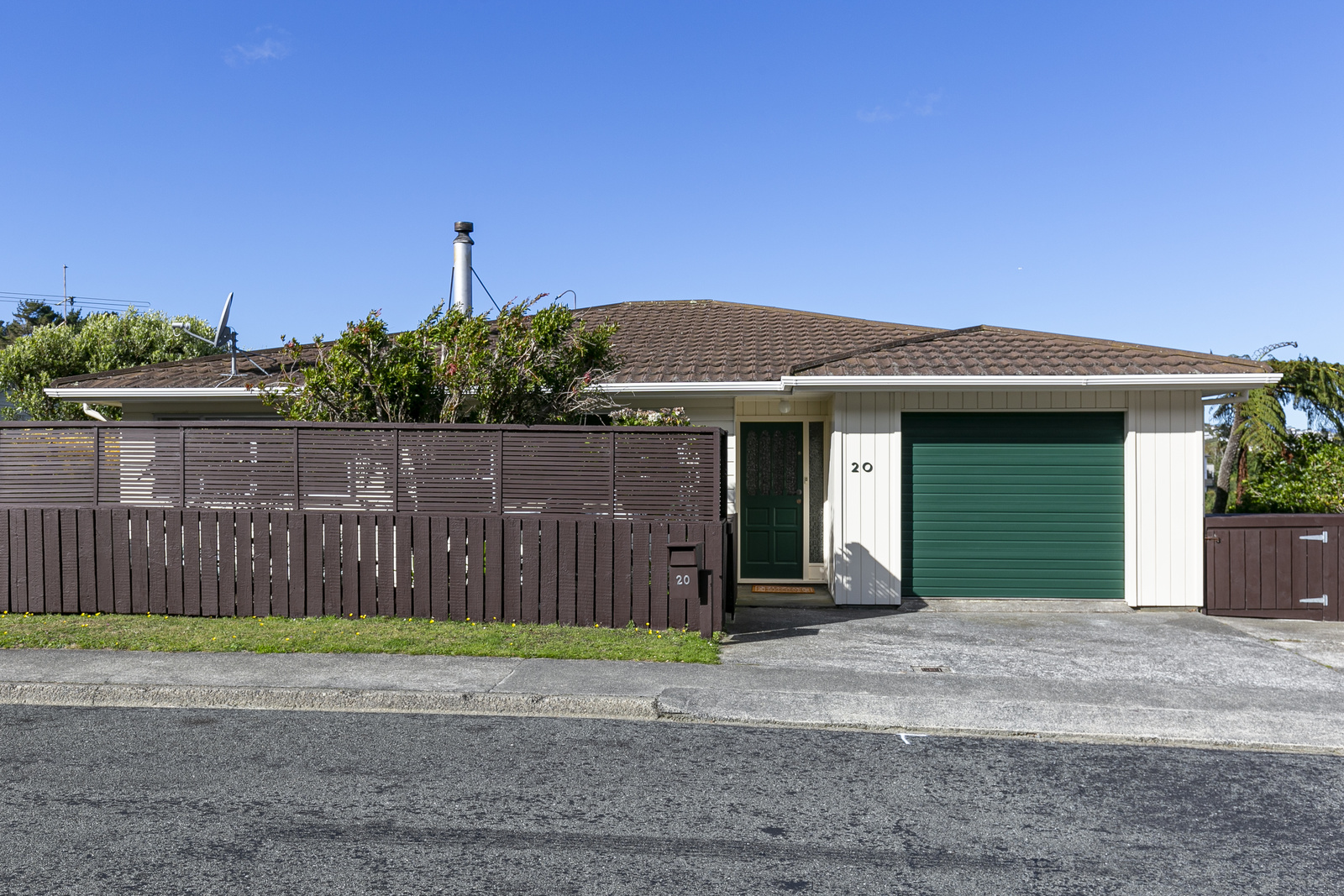 20 Old Coach Road, Johnsonville, Wellington, 5 Kuwarto, 0 Banyo, House