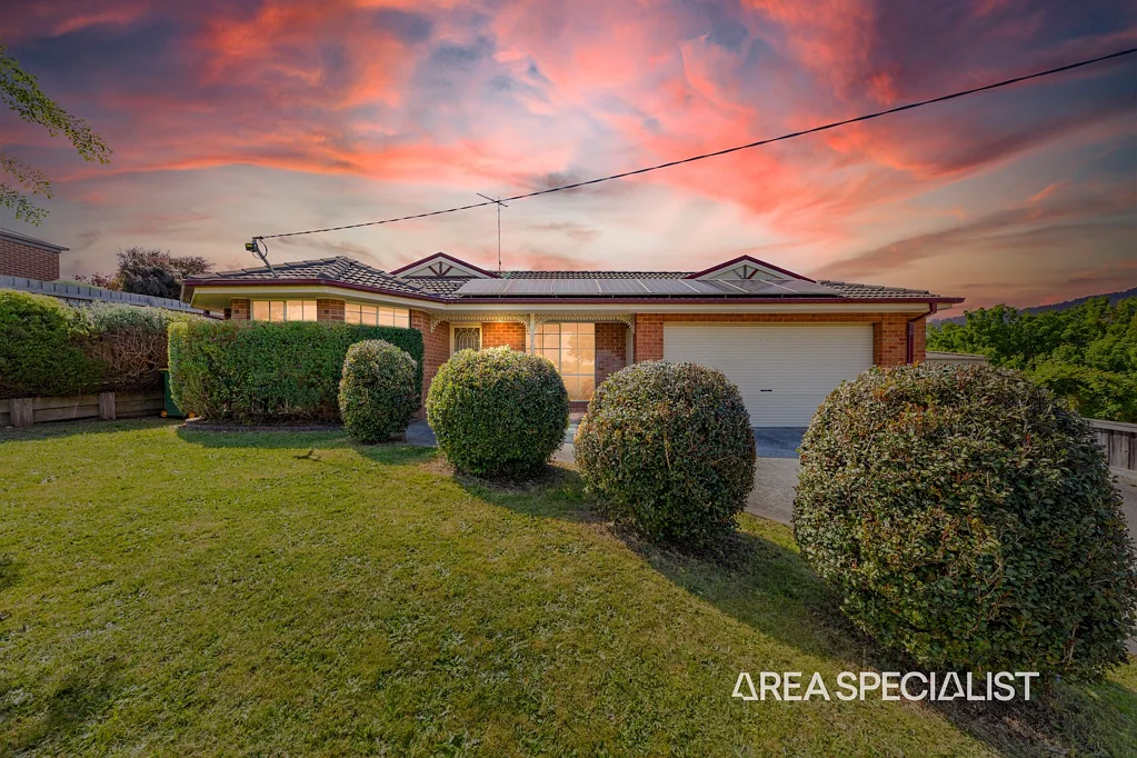 Garfield 4房  The Brief: A Family Home in a Family Location