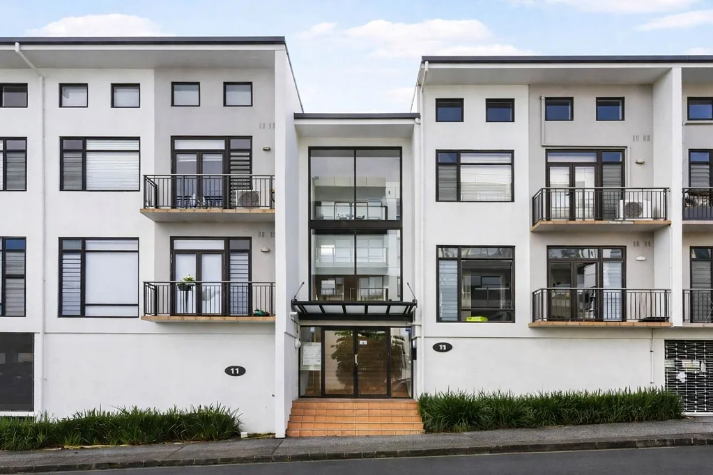 Charlotte Street Apartment