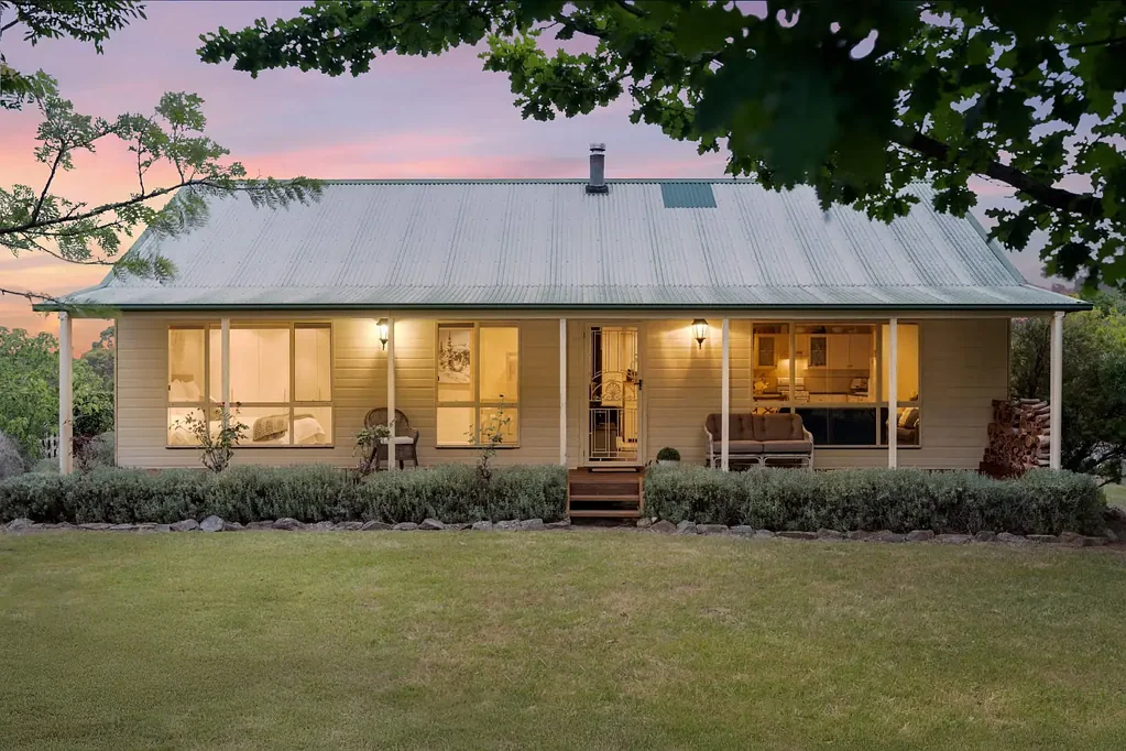 Bullio 3બેડરૂમ "Spring Creek" - A Thoughtfully Established Country Escape