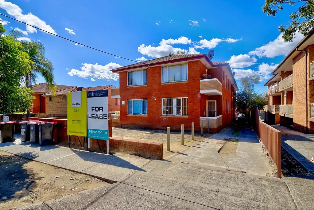 Modern & Convenient Apartment Living in Lakemba