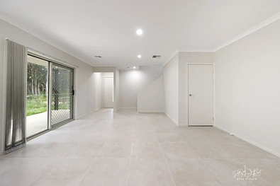 लिविंग रूम - 7A HURLEY CIRCUIT, Baranduda, VIC 3691