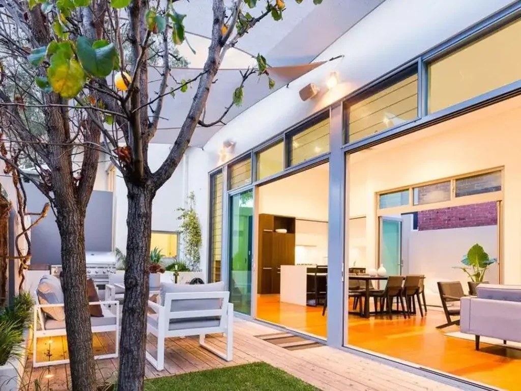 UNIQUE AND VERSATILE HOME