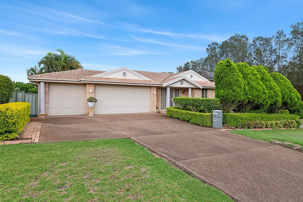 9 Candlebush Place, Thornton, NSW 2322