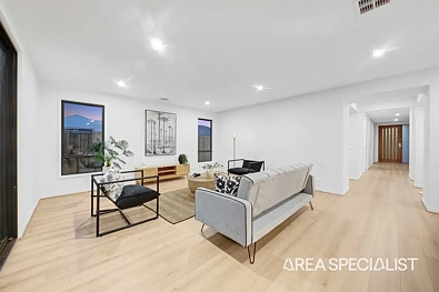 46 Adenmore Circuit, Deanside, VIC 3336, 5 slaapkamers, 3 badkamers, House