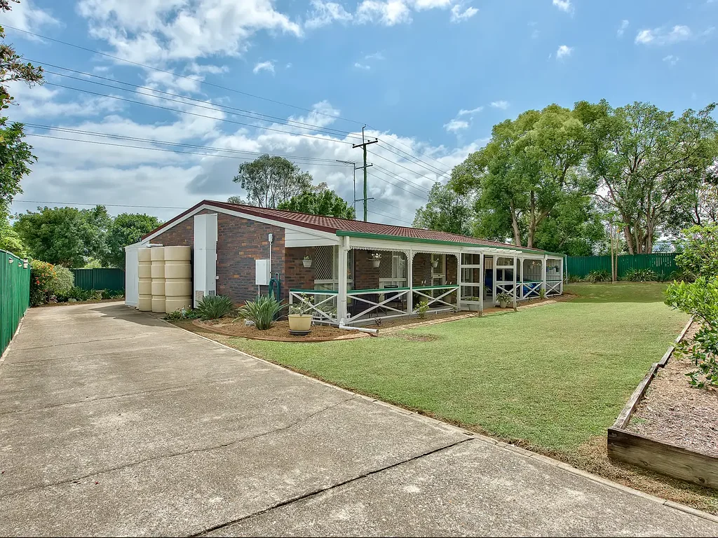 8 Elcho Place, Carindale, QLD 4152