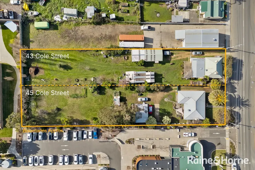 Sorell 8ਬੈੱਡਰੂਮ Rare Development & Investment Opportunity in the Heart of Sorell