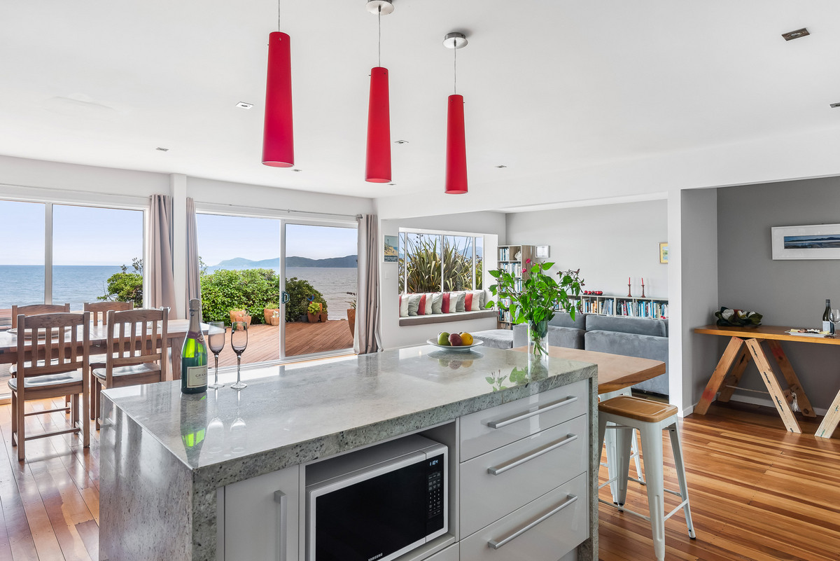 100 The Esplanade, Raumati South, Kapiti Coast, 4 Bedrooms, 0 Bathrooms