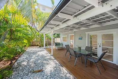 Redcliffe 4Kwarto Two Homes in One! Now We're Talking!