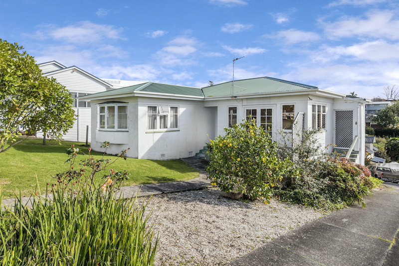 34 Selwyn Road, Cockle Bay, Auckland - Manukau, 2 Bedrooms, 0 Bathrooms