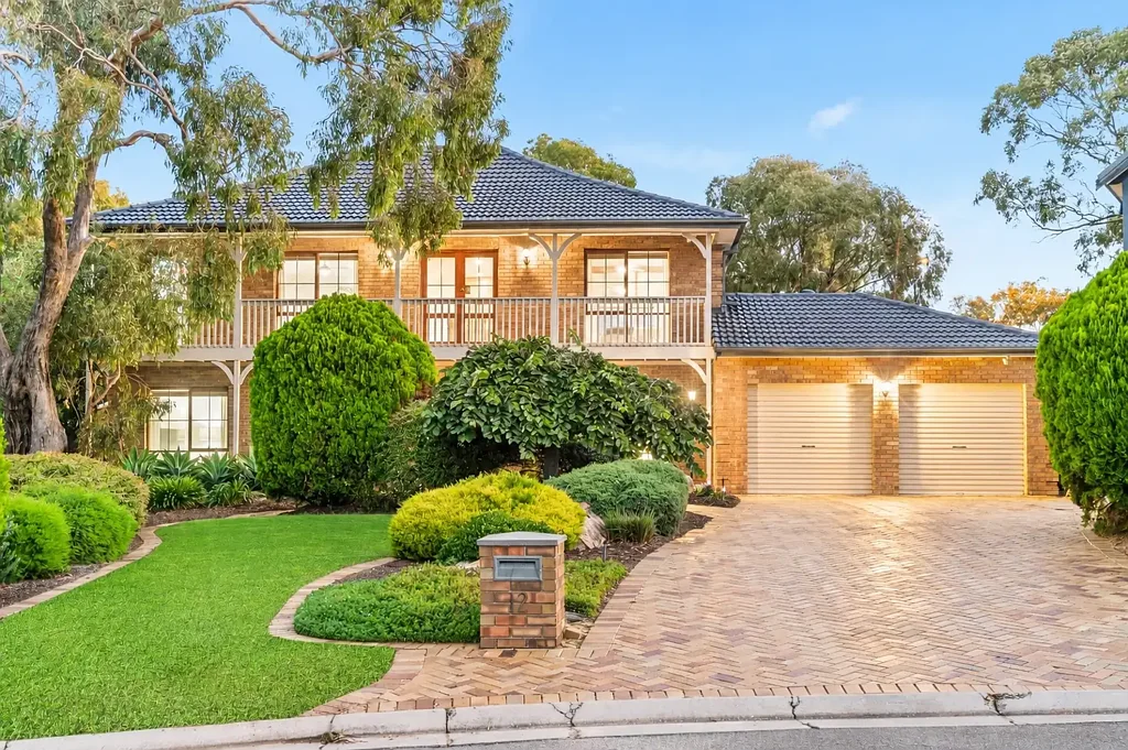 Flagstaff Hill 5Zimmer A Generous Family Home on a True Family Sized Block