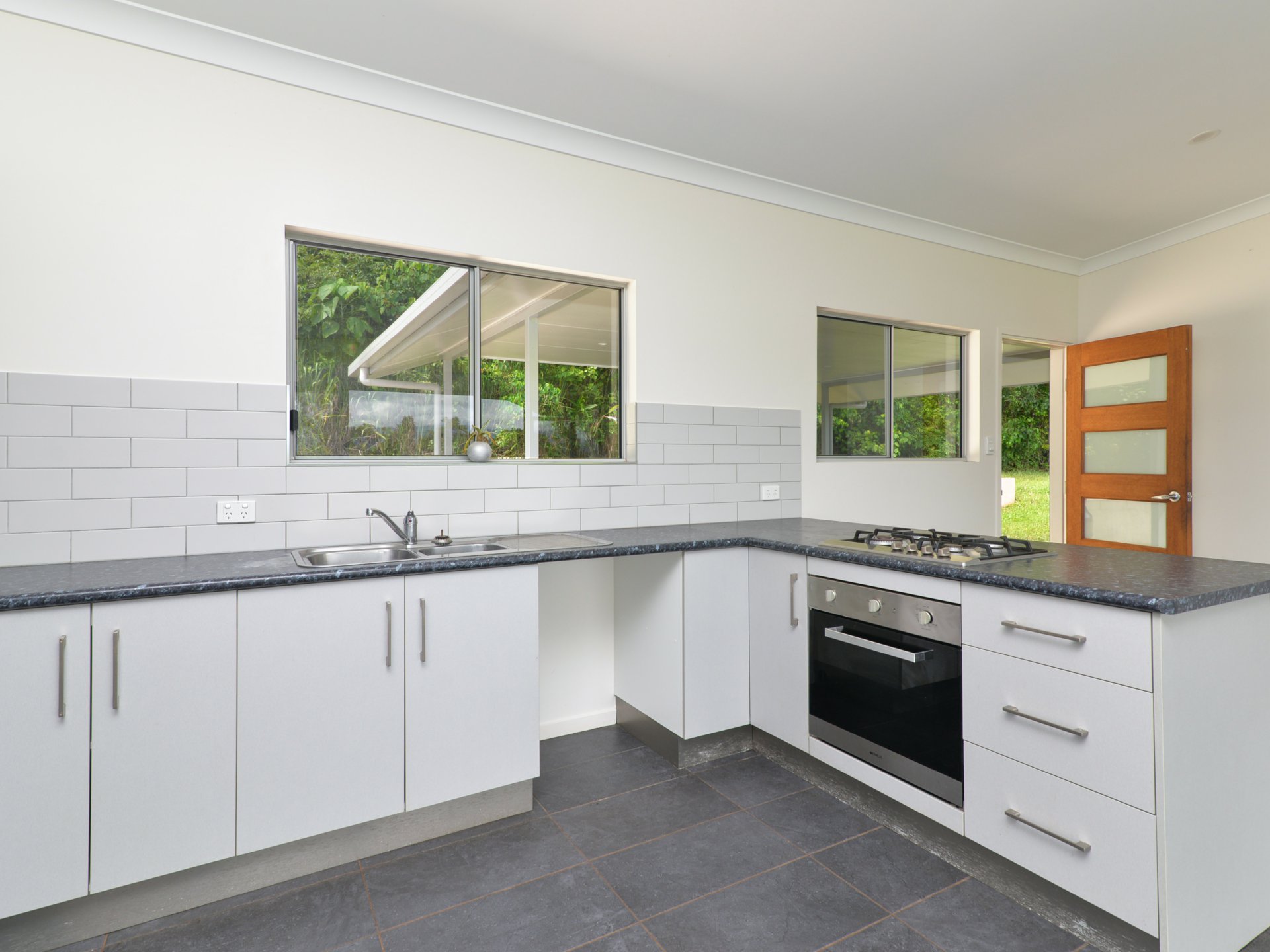 2125 MOSSMAN - DAINTREE RD, WONGA BEACH QLD 4873, 0 غرف, 0 حمامات, House