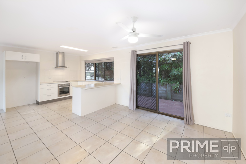 16 LENTARA CR, MOOLOOLABA QLD 4557, 0 Kuwarto, 0 Banyo, House