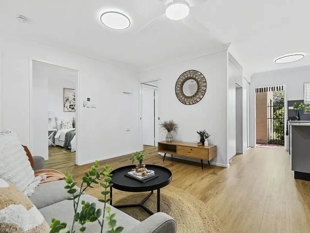 2/9 Veivers Close, Westcourt, QLD 4870