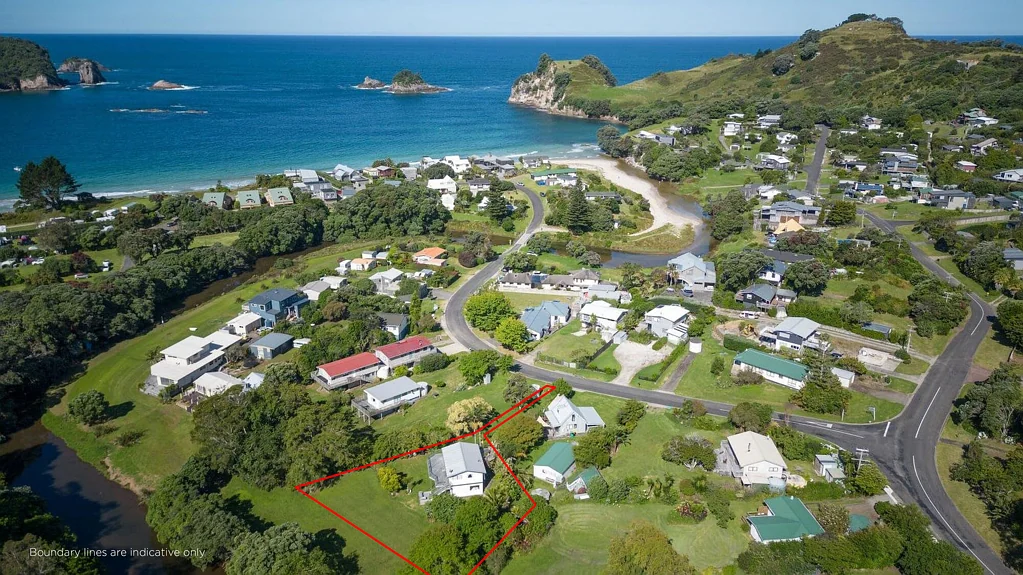 Hahei 3Zimmer Classic Lockwood on a quarter-acre