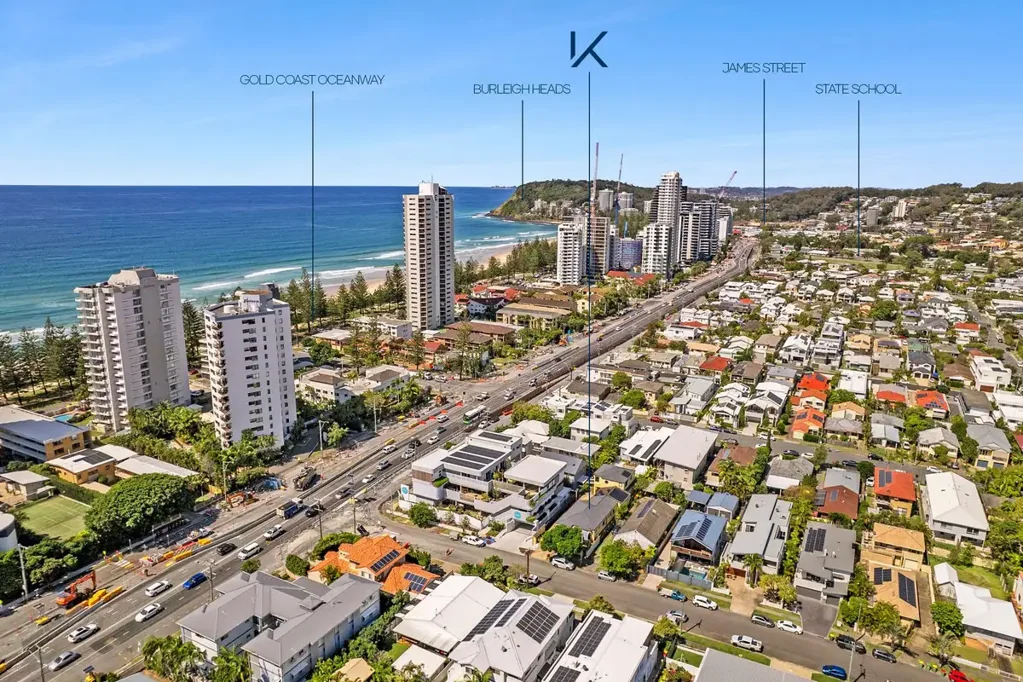 Burleigh Heads 2房  A Burleigh Heads Abode of Lifestyle and Location