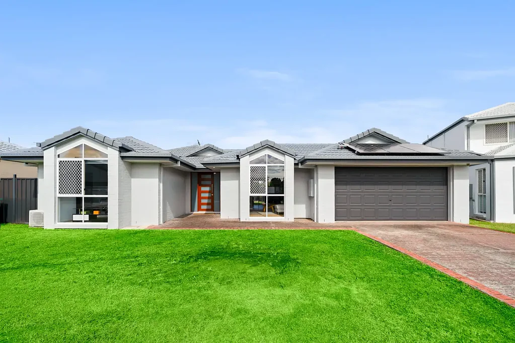 24 Penina Circuit, Cornubia, QLD 4130
