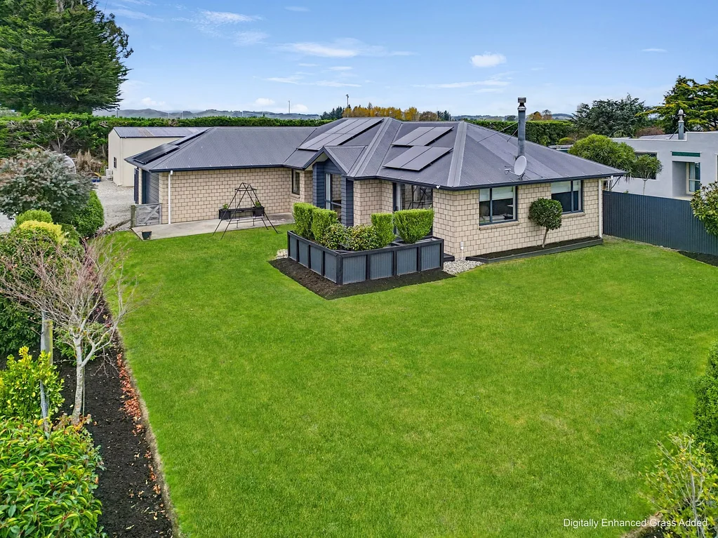 Riversdale 4房  MODERN, APPEALING & THE SHED!