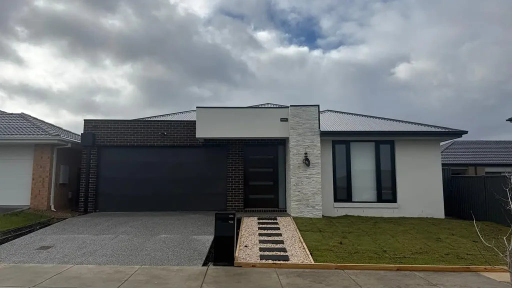 🏠 Spacious 4-Bedroom Home for Rent – Just $580 Per Week!