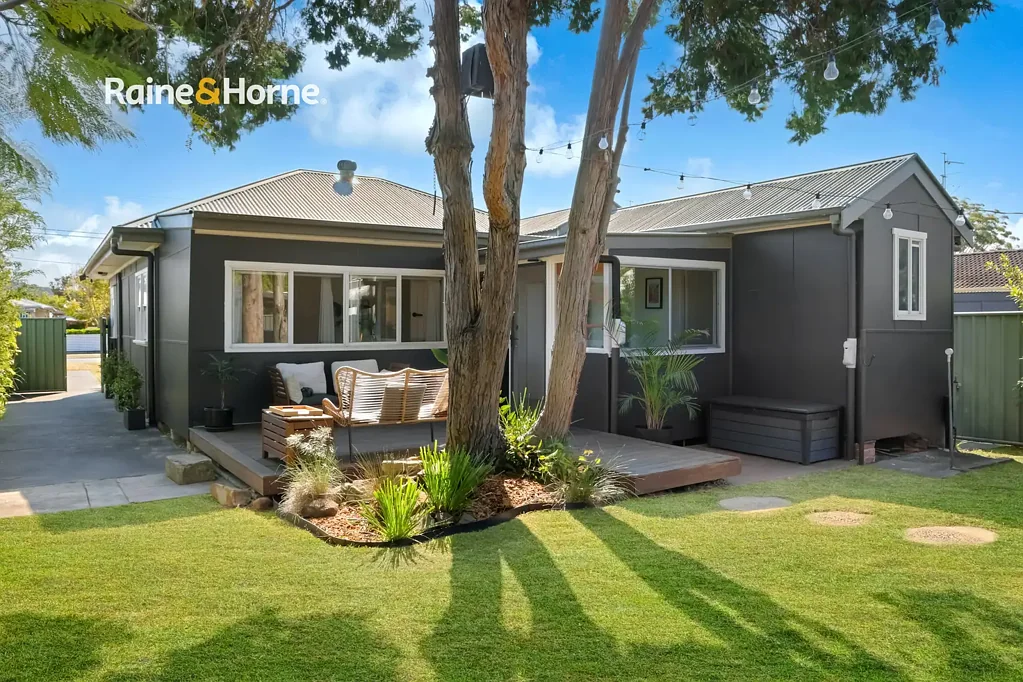 NEAT FAMILY HOME