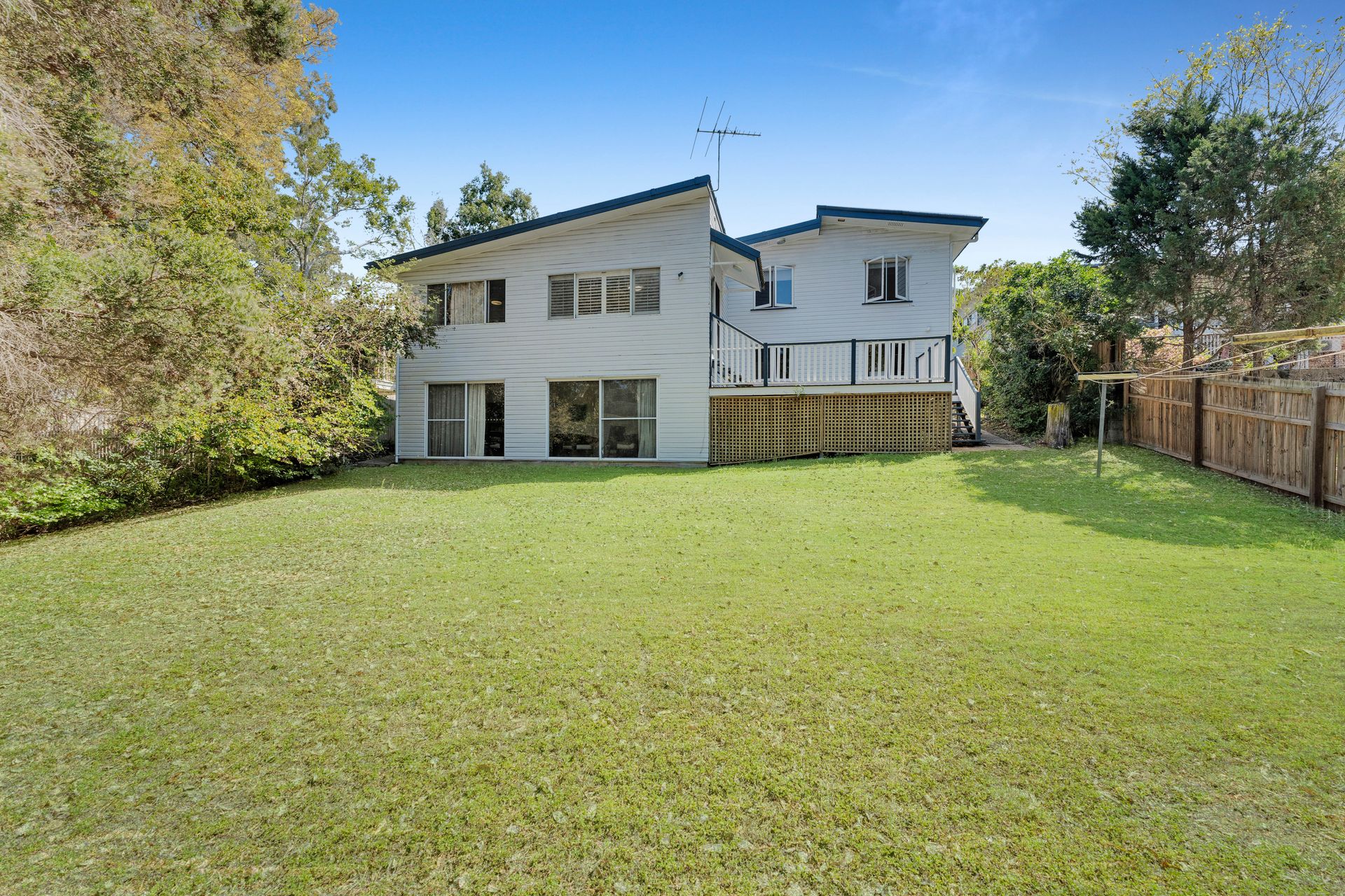 76 FIG TREE POCKET RD, CHAPEL HILL QLD 4069, 0部屋, 0バスルーム, House