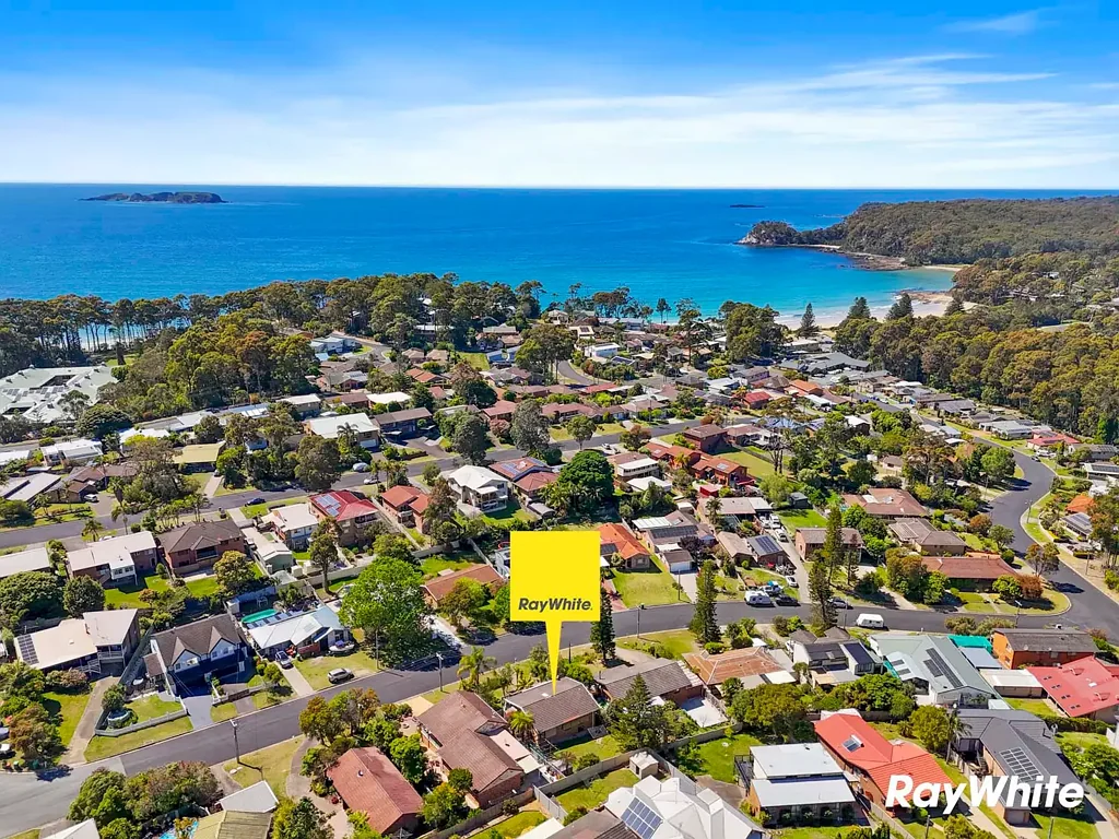 12 Johnson Place, Surf Beach, NSW 2536