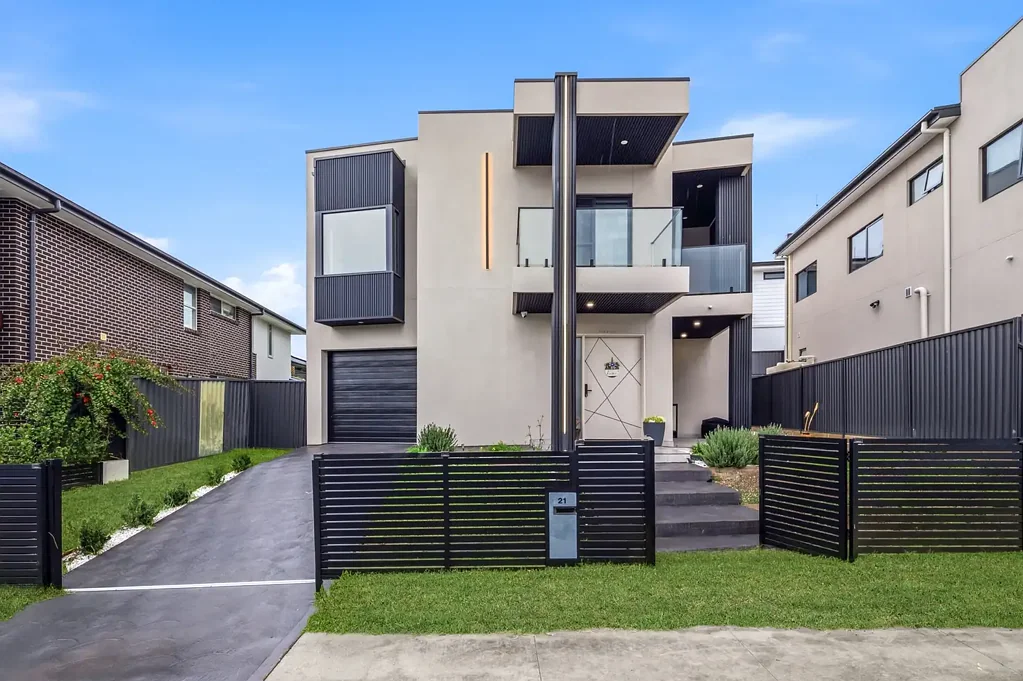 Campbelltown 5 Slaapkamer A Spacious Family Residence with Exceptional Potential